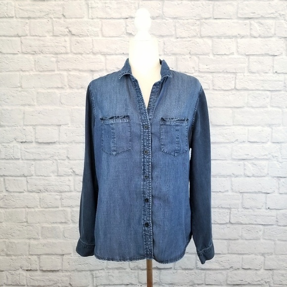 Cloth & Stone dark wash chambray long sleeve button front top women's size M - Picture 2 of 9